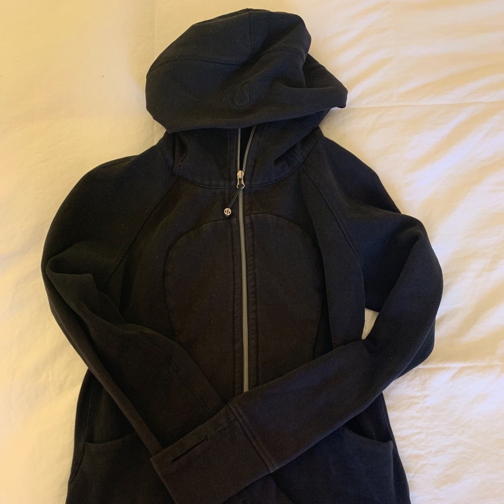 Lululemon Scuba Hoodie (Black Size 8)